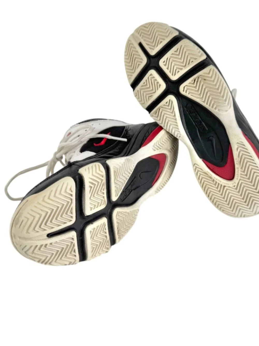Mens Nike Basketball shoes. Size 7